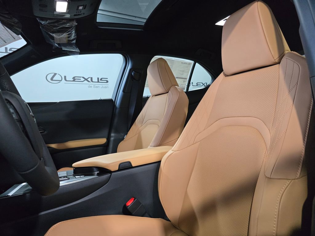 New 2026 Lexus UX 300h FWD image 15