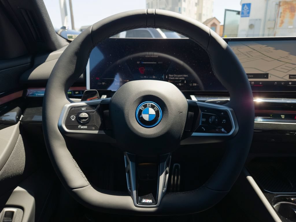 New 2027 BMW i5 eDrive40 w/ M Sport Package RWD image 14