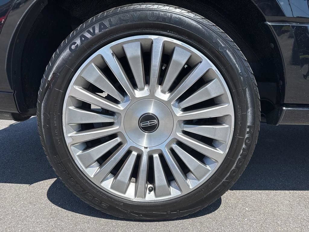 Used 2017 Lincoln Navigator L Reserve AWD/4WD image 15