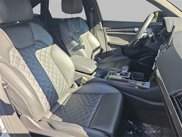 Used 2023 Audi SQ5 Premium Plus w/ Premium Plus Package image 10