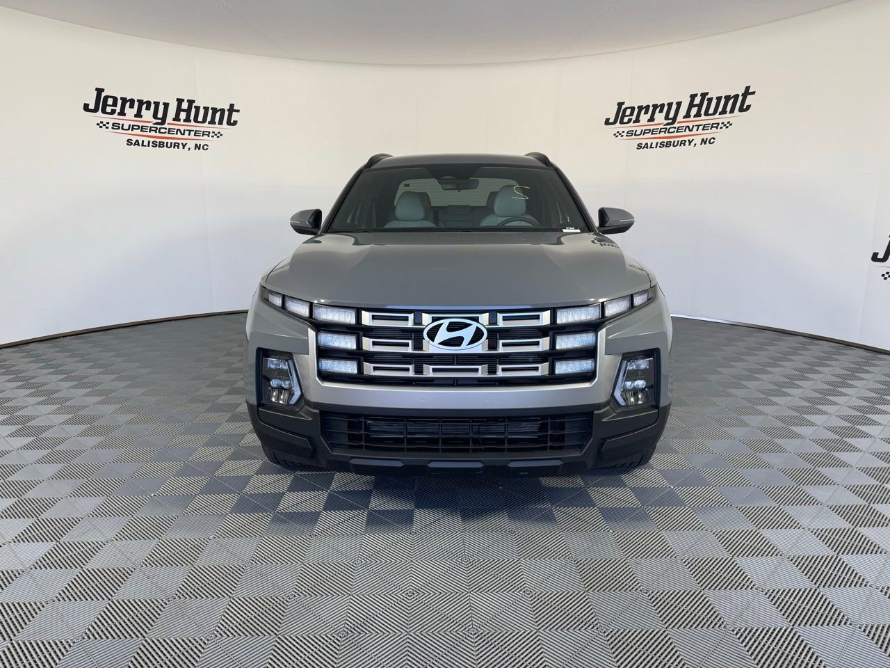 Used 2025 Hyundai Santa Cruz SEL image 6