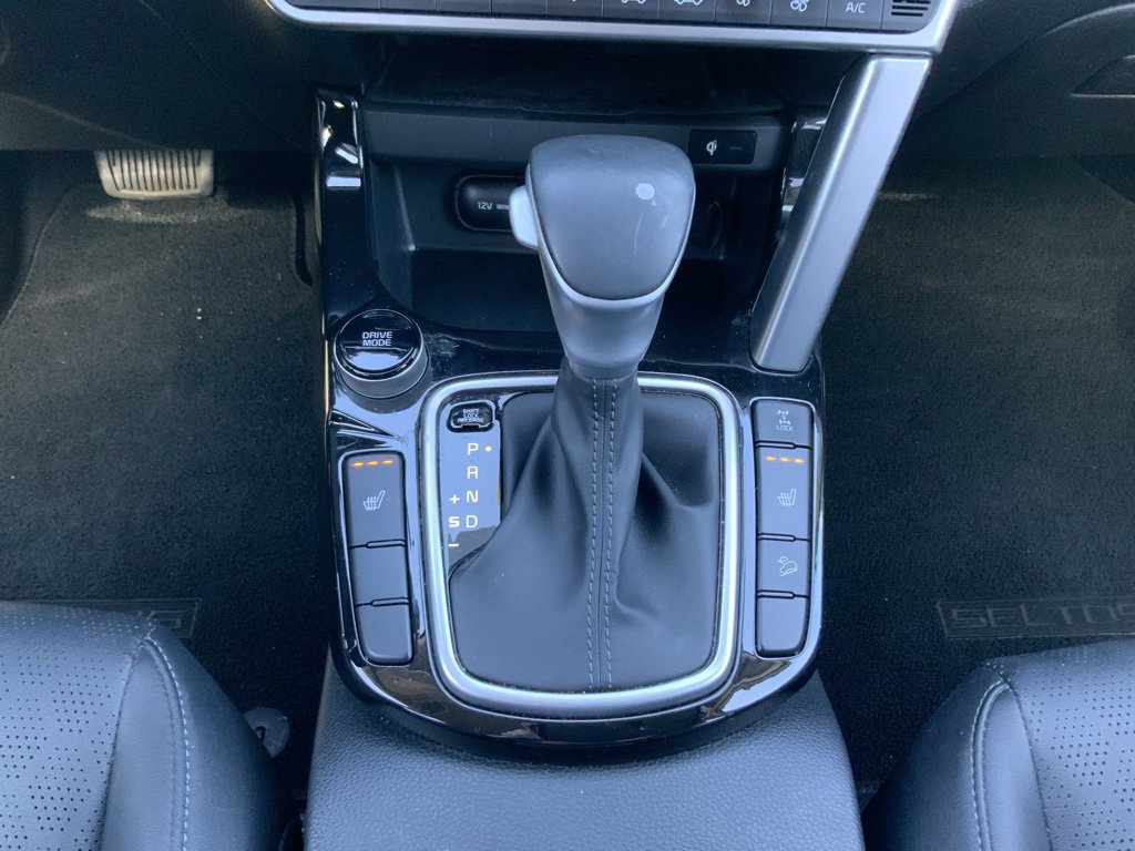 Used 2023 Kia Seltos SX image 47