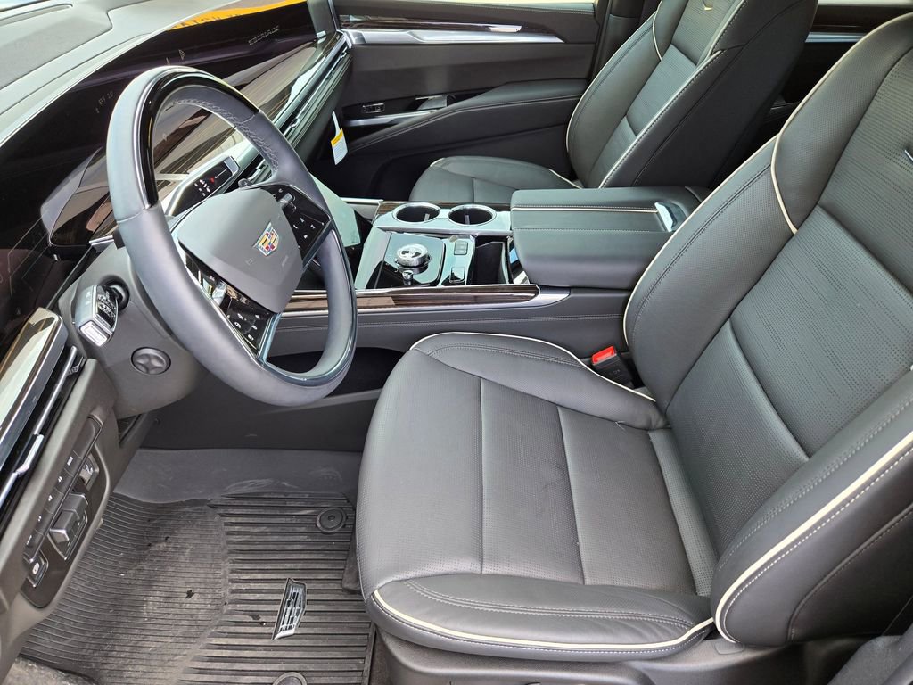 New 2026 Cadillac Escalade Luxury w/ LPO, Floor Liner Package image 11