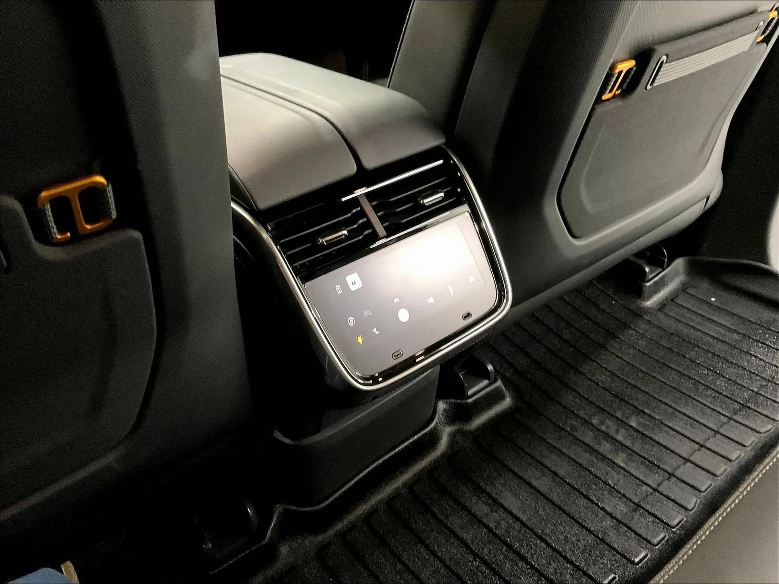 Used 2023 Rivian R1S Adventure Quad AWD/4WD image 18