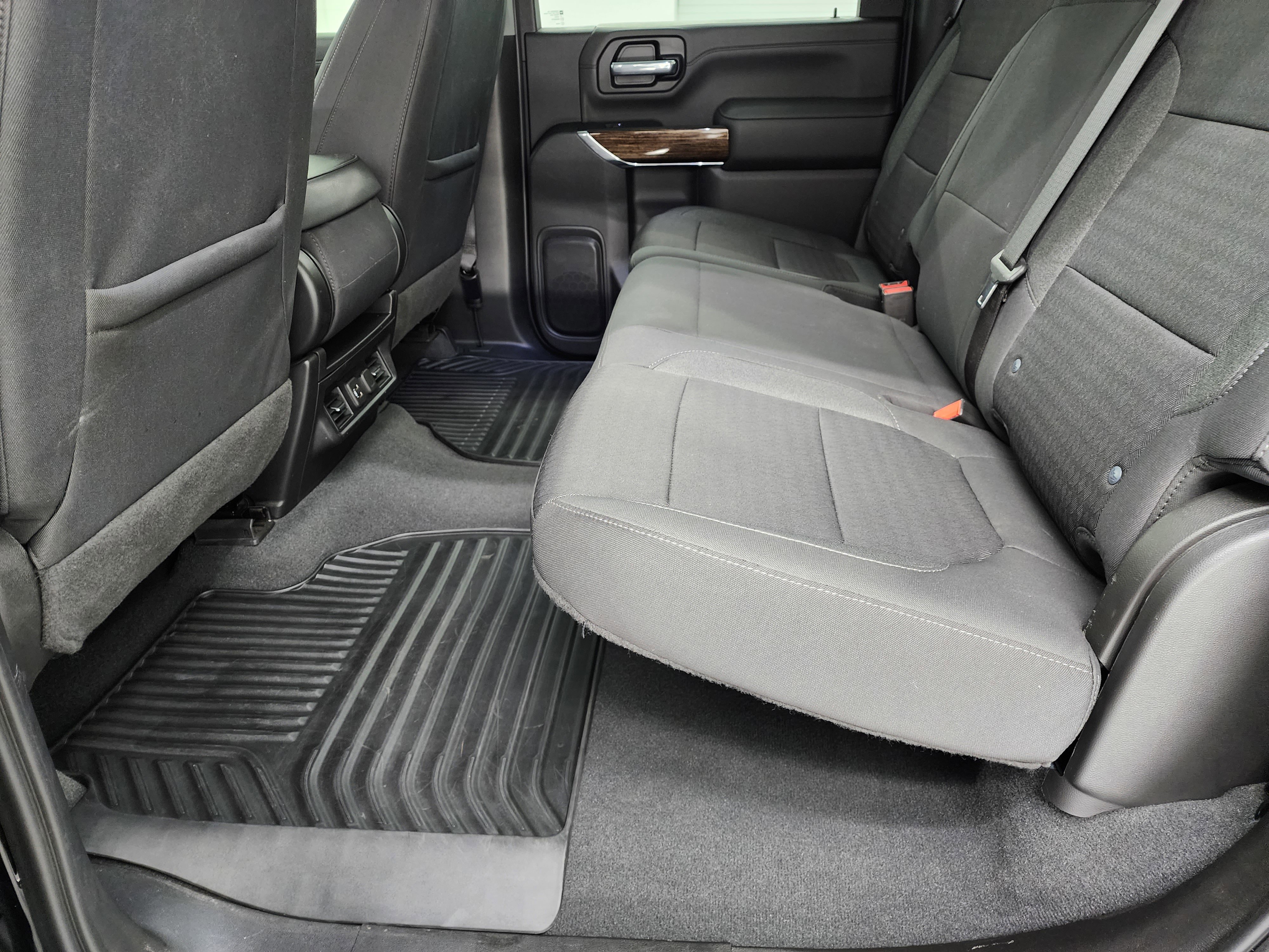 Used 2023 GMC Sierra 2500 SLE w/ SLE Convenience Package image 9