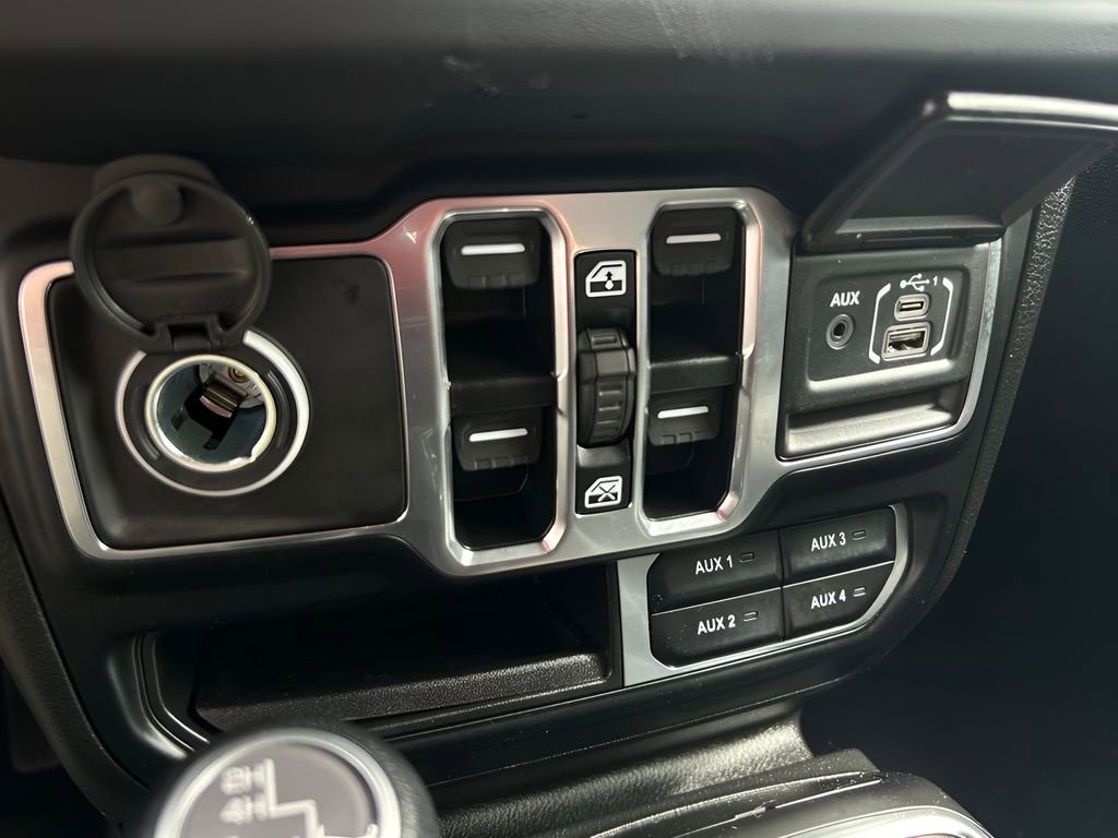 Certified 2024 Jeep Wrangler Sahara image 26