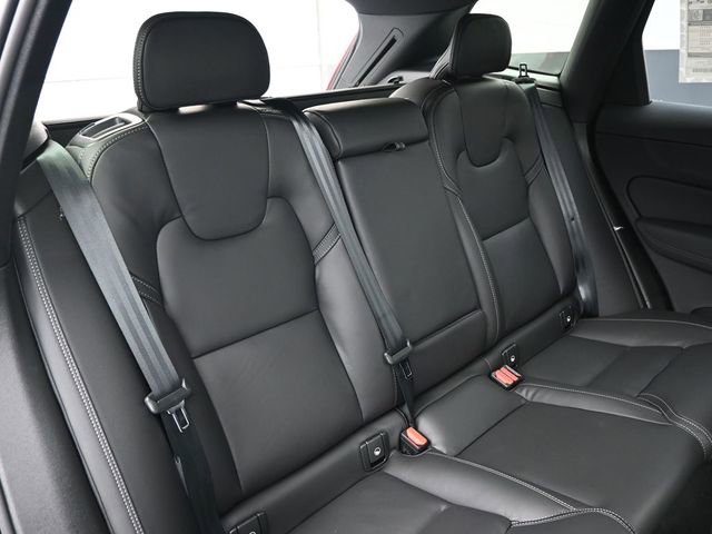 New 2026 Volvo XC60 B5 Ultra w/ Climate Package image 33