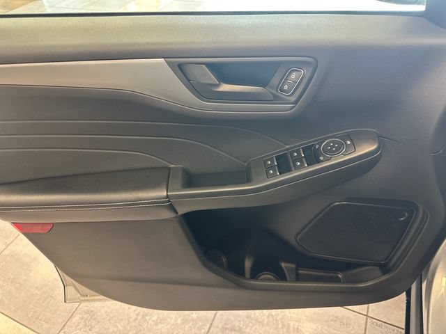 Used 2024 Ford Escape Active AWD/4WD image 20