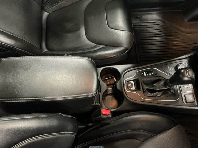 Used 2022 Jeep Cherokee Latitude Lux w/ Sun & Sound Group AWD/4WD image 24