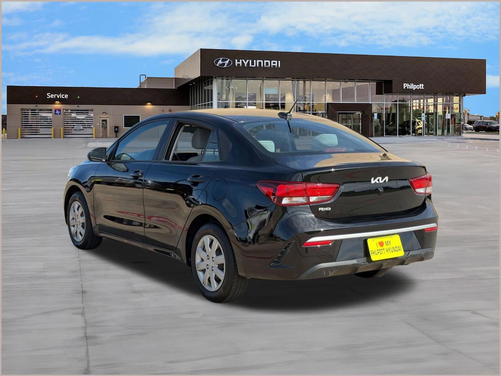 Used 2023 Kia Rio S image 3