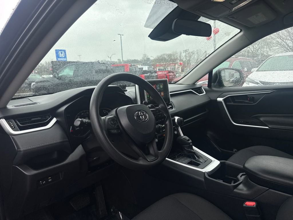 Used 2024 Toyota RAV4 LE image 13