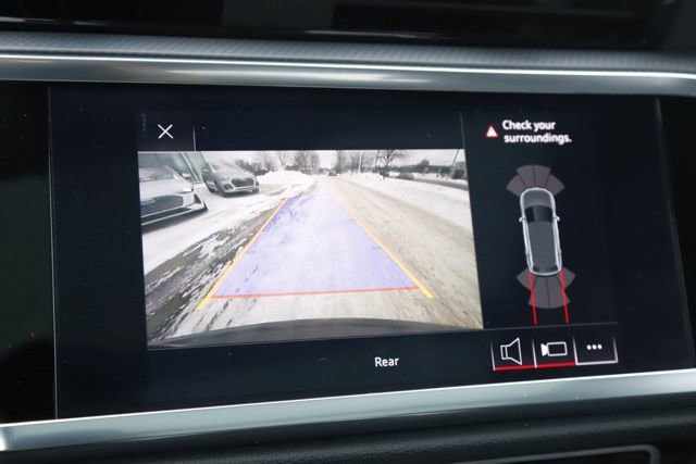 Used 2020 Audi Q3 2.0T Premium w/ Convenience Package image 29