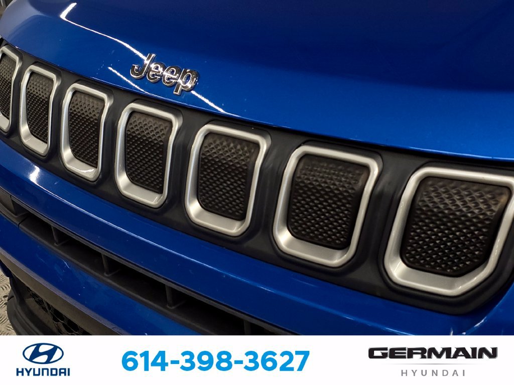 Used 2022 Jeep Compass Latitude w/ Sun and Sound Group AWD/4WD image 14