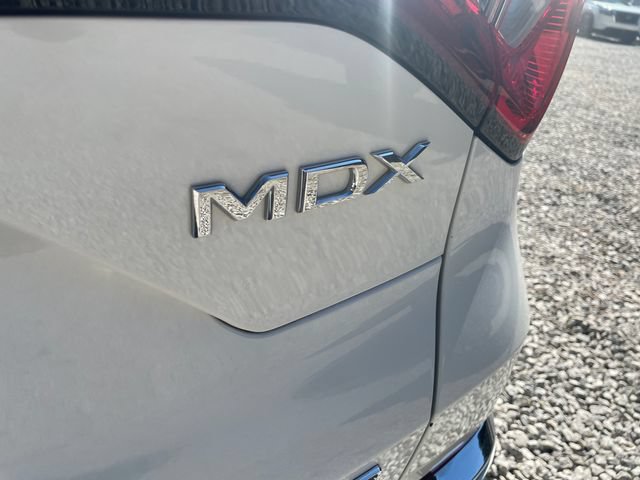 Used 2022 Acura MDX w/ Technology Package AWD/4WD image 13