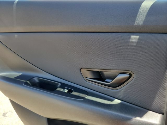 New 2026 Hyundai Elantra SEL Sport FWD image 24