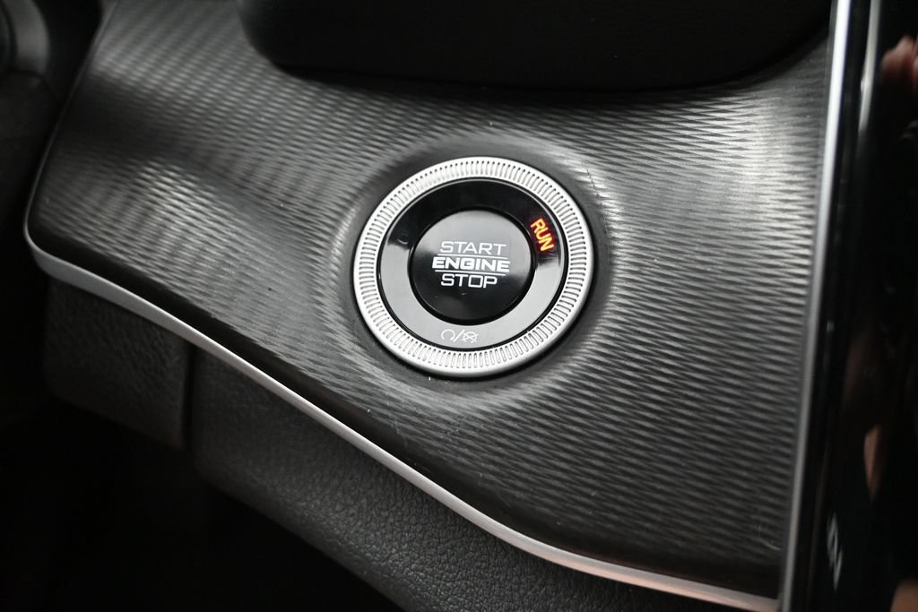 Used 2024 Jeep Grand Cherokee Altitude RWD image 22