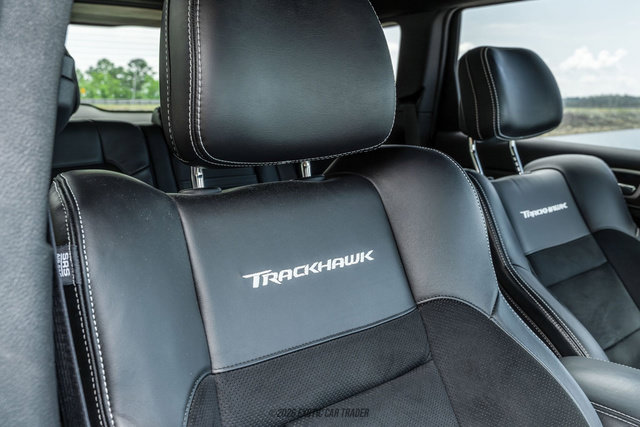 Used 2018 Jeep Grand Cherokee Trackhawk AWD/4WD image 27