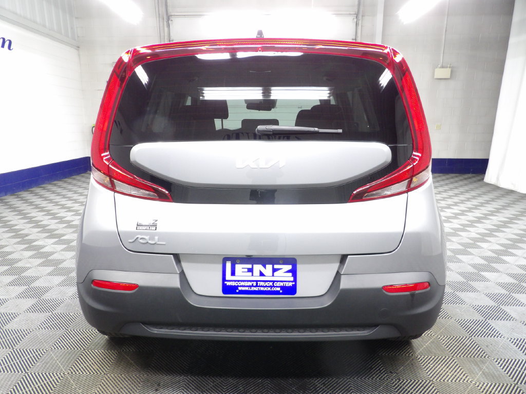 Used 2022 Kia Soul LX w/ Technology Package FWD image 29