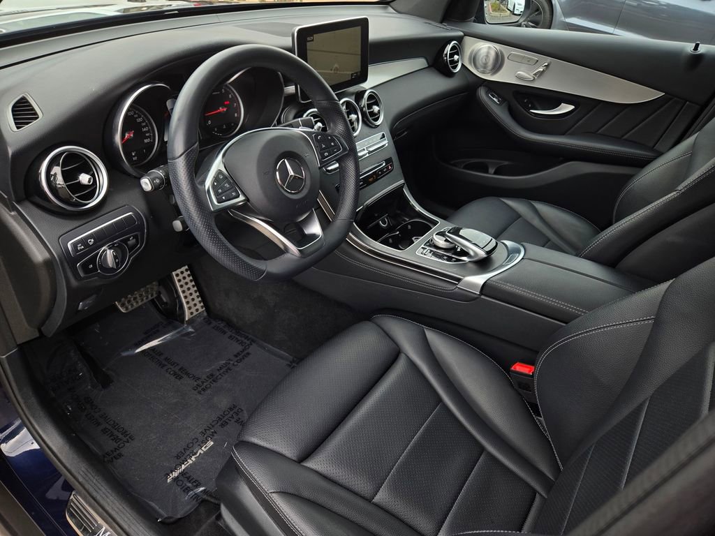 Used 2019 Mercedes-Benz GLC 300 4MATIC Coupe image 10