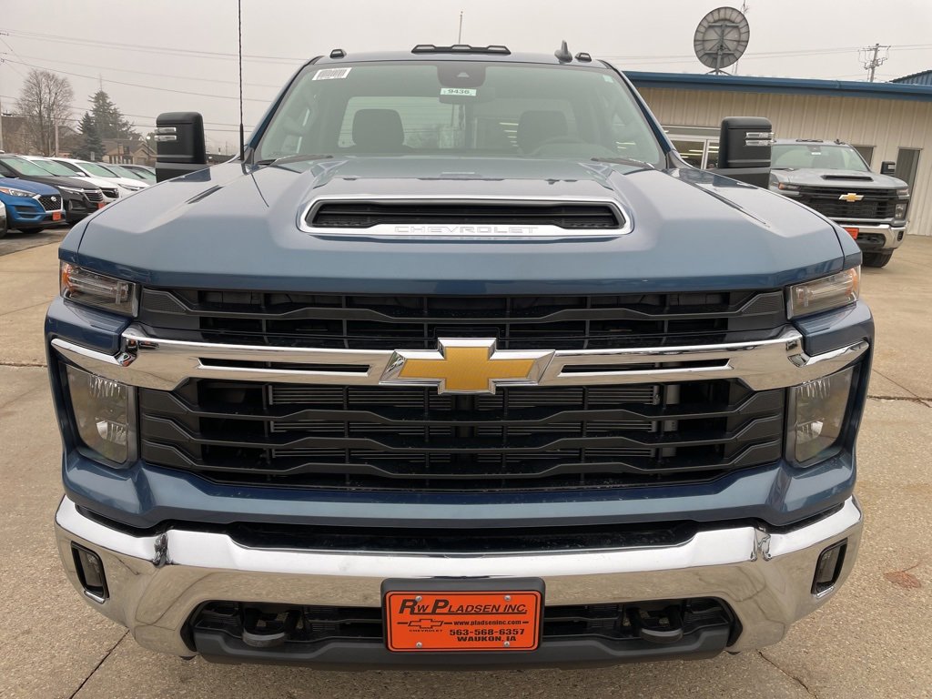 New 2026 Chevrolet Silverado 3500 LT image 18