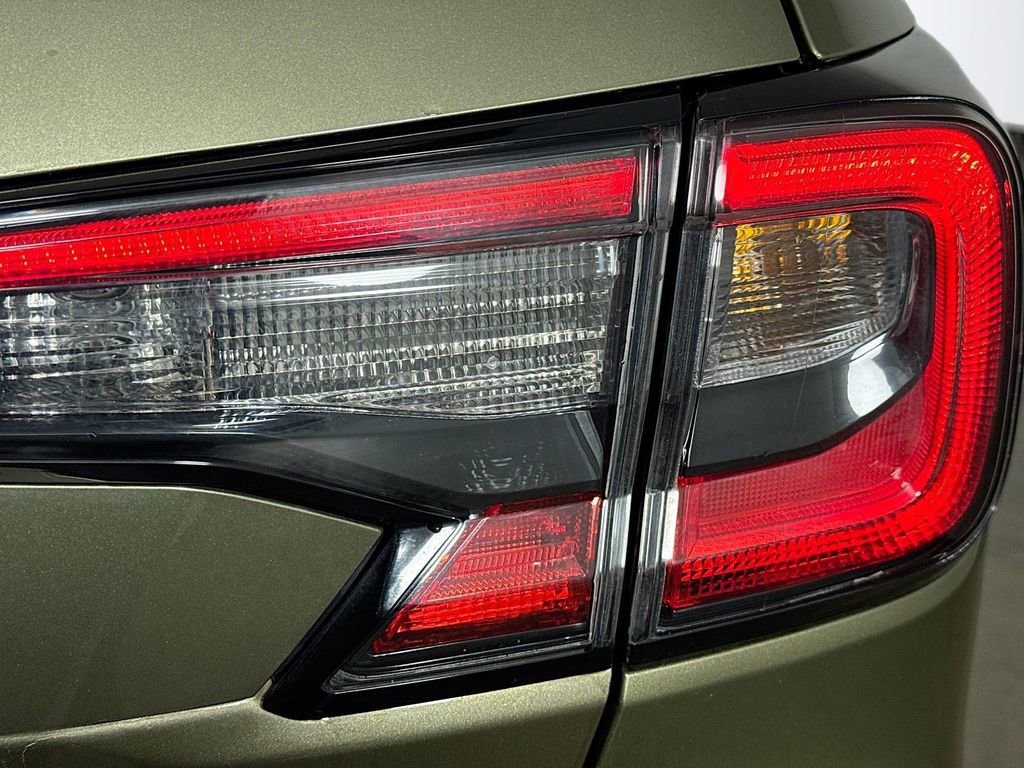 Used 2022 Subaru Outback Premium image 30