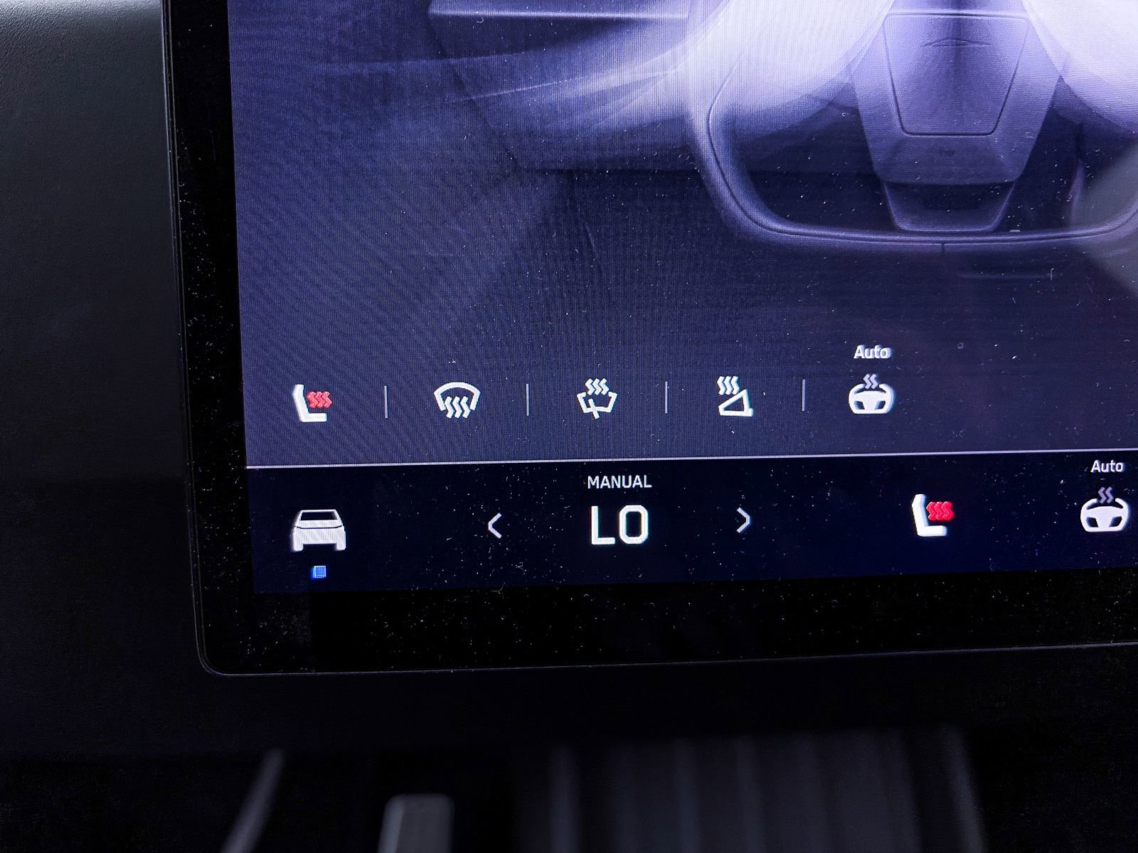 Used 2024 Tesla Cybertruck AWD Crew Cab image 23