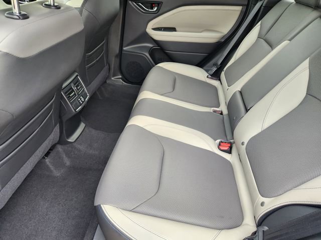 Used 2025 Subaru Forester Limited image 32