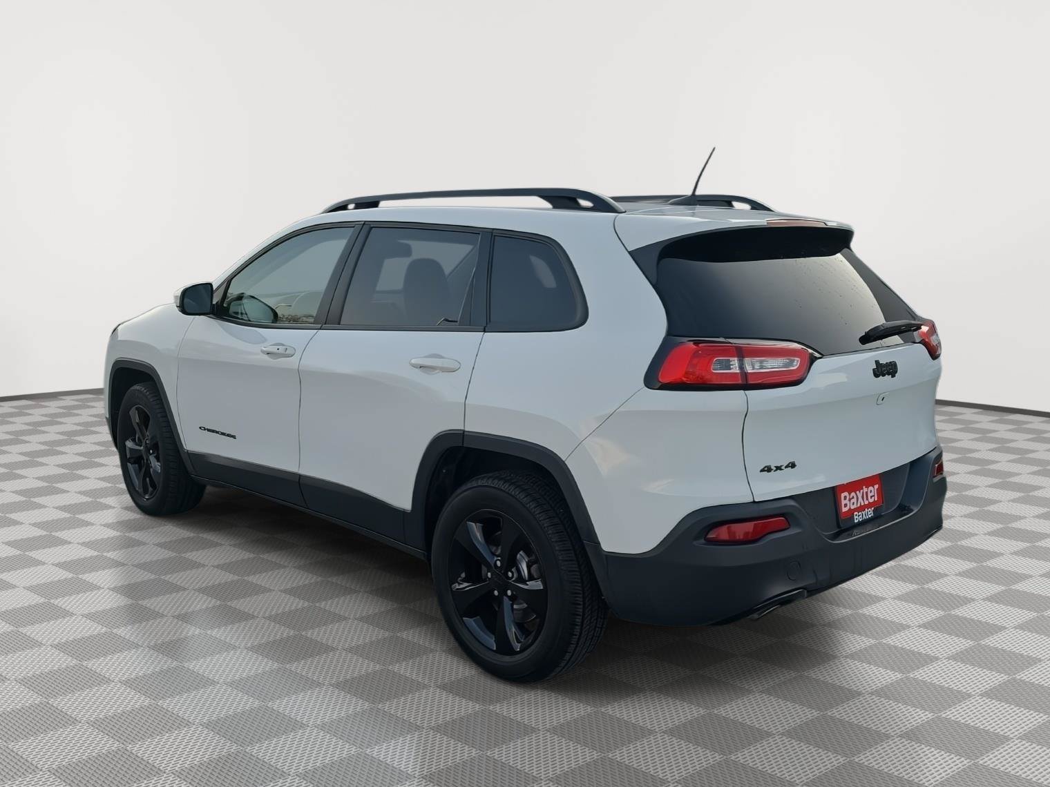 Used 2017 Jeep Cherokee High Altitude AWD/4WD image 9
