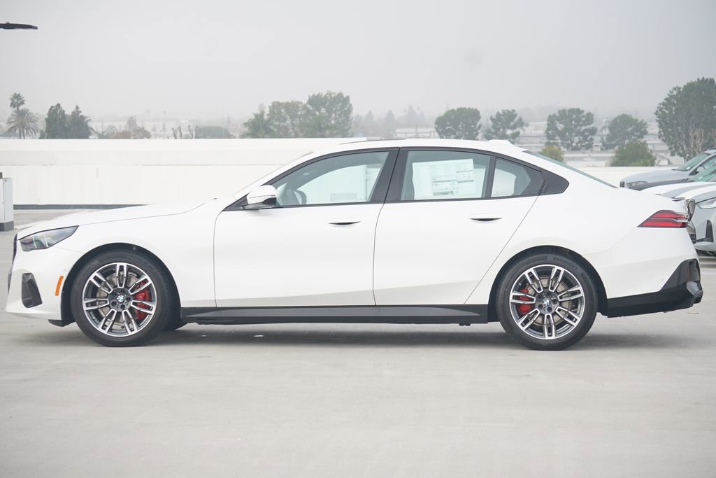 New 2026 BMW 530i xDrive w/ M Sport Package image 4