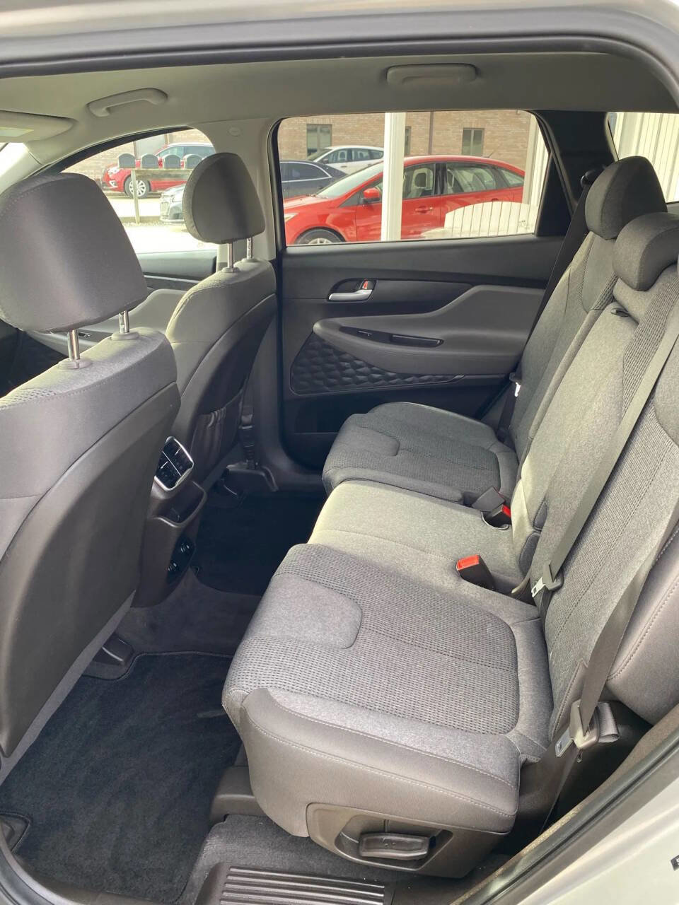 Used 2020 Hyundai Santa Fe SE w/ Cargo Package image 23