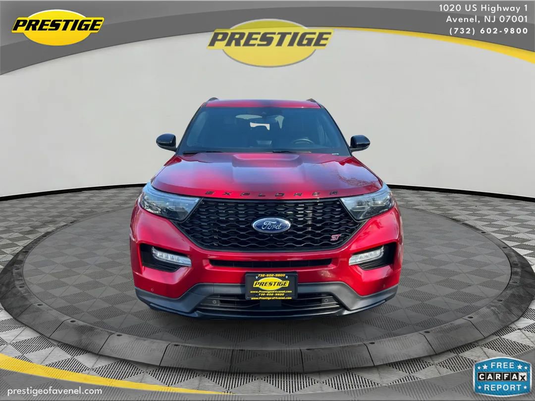 Used 2022 Ford Explorer ST w/ Equipment Group 401A AWD/4WD image 2