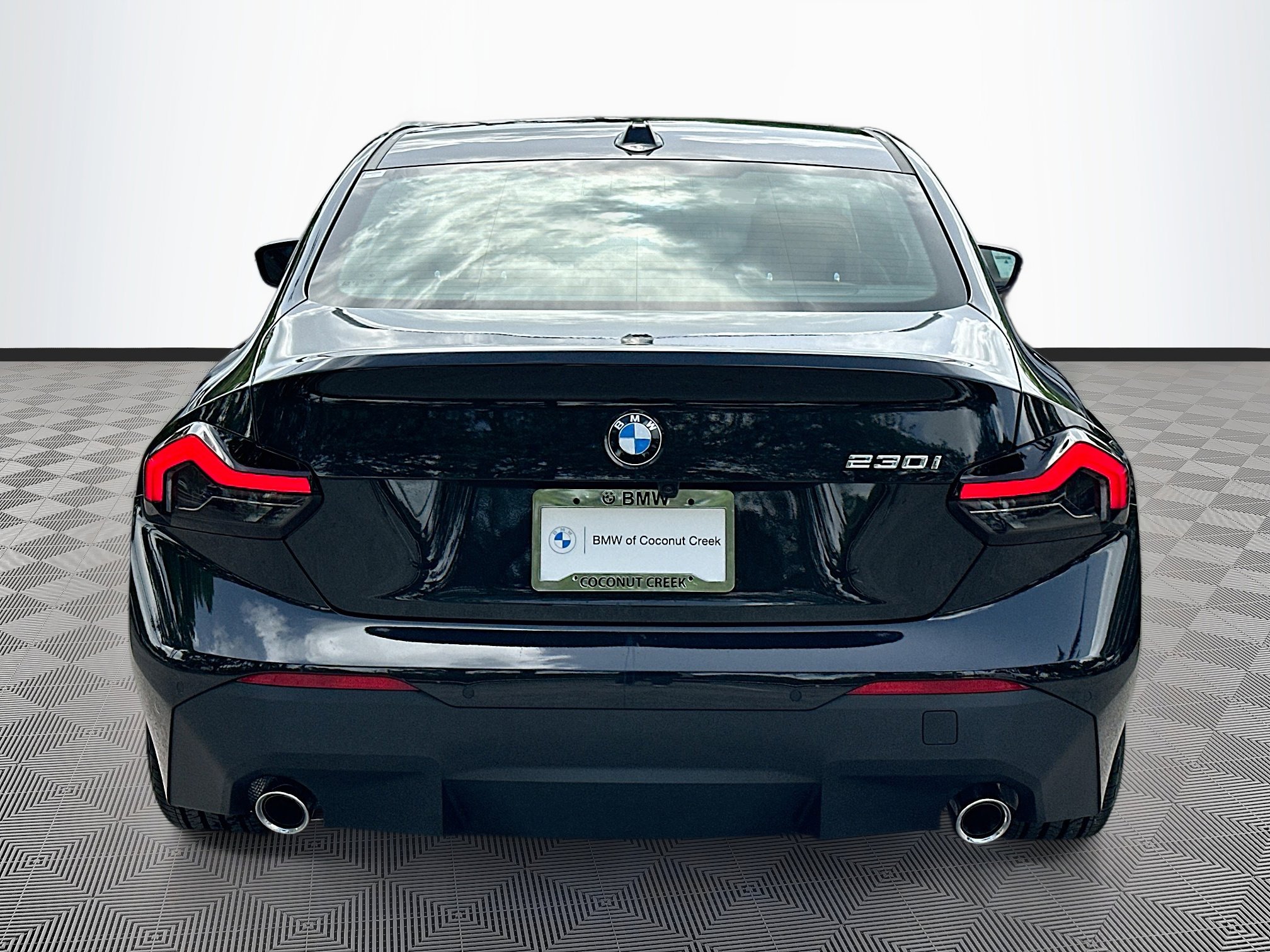 New 2025 BMW 230i Coupe w/ Convenience Package RWD image 6