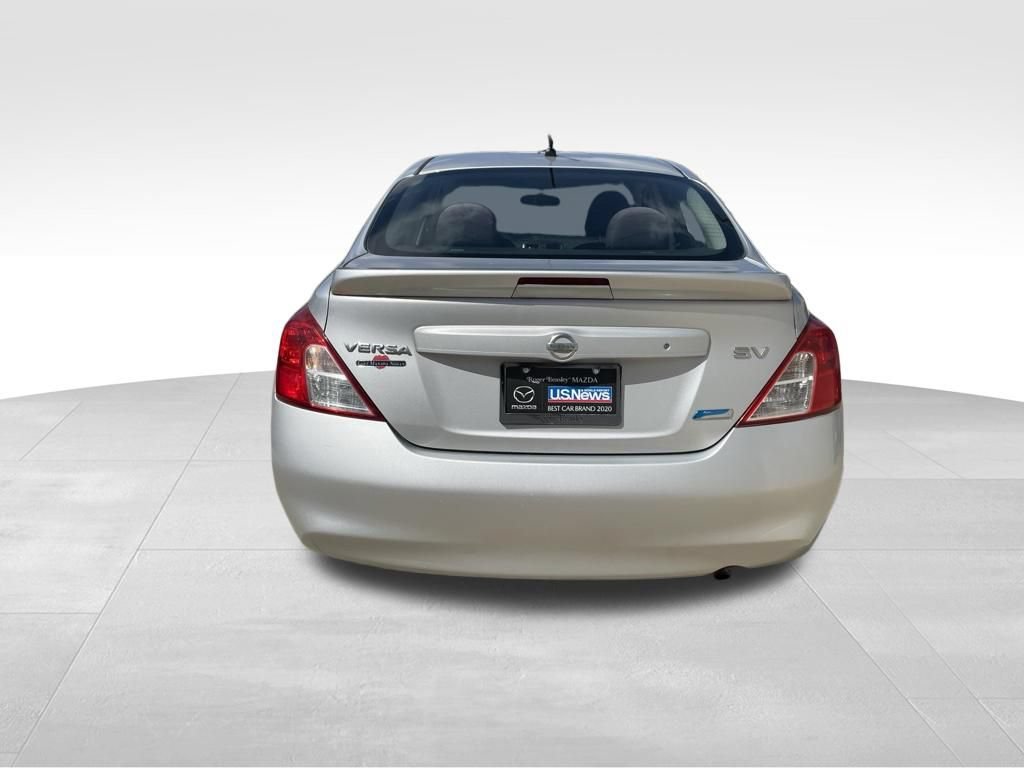 Used 2014 Nissan Versa SV w/ Convenience Package FWD image 6