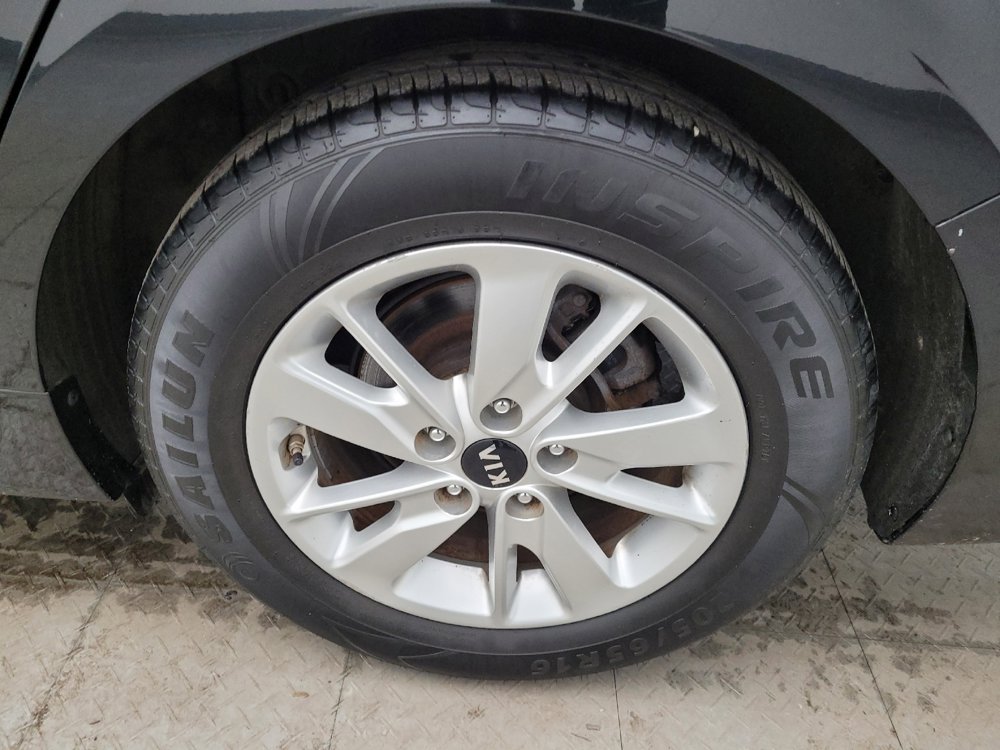 Used 2018 Kia Optima LX FWD image 31