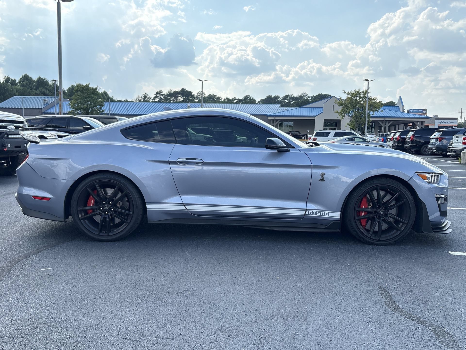 Used 2022 Ford Mustang Shelby GT500 w/ Technology Package RWD image 25