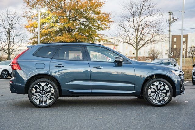 New 2026 Volvo XC60 T8 Plus w/ Protection Package Premier image 3