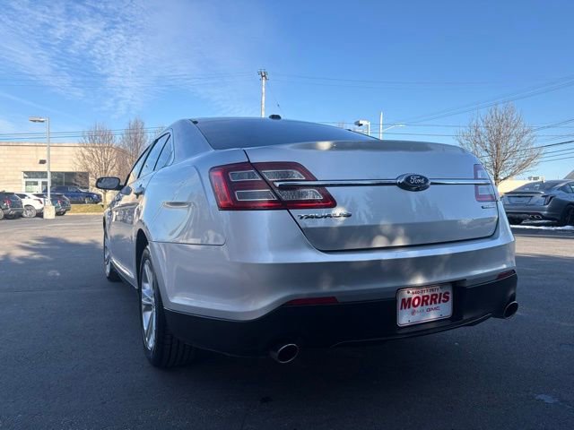 Used 2016 Ford Taurus SE FWD image 3
