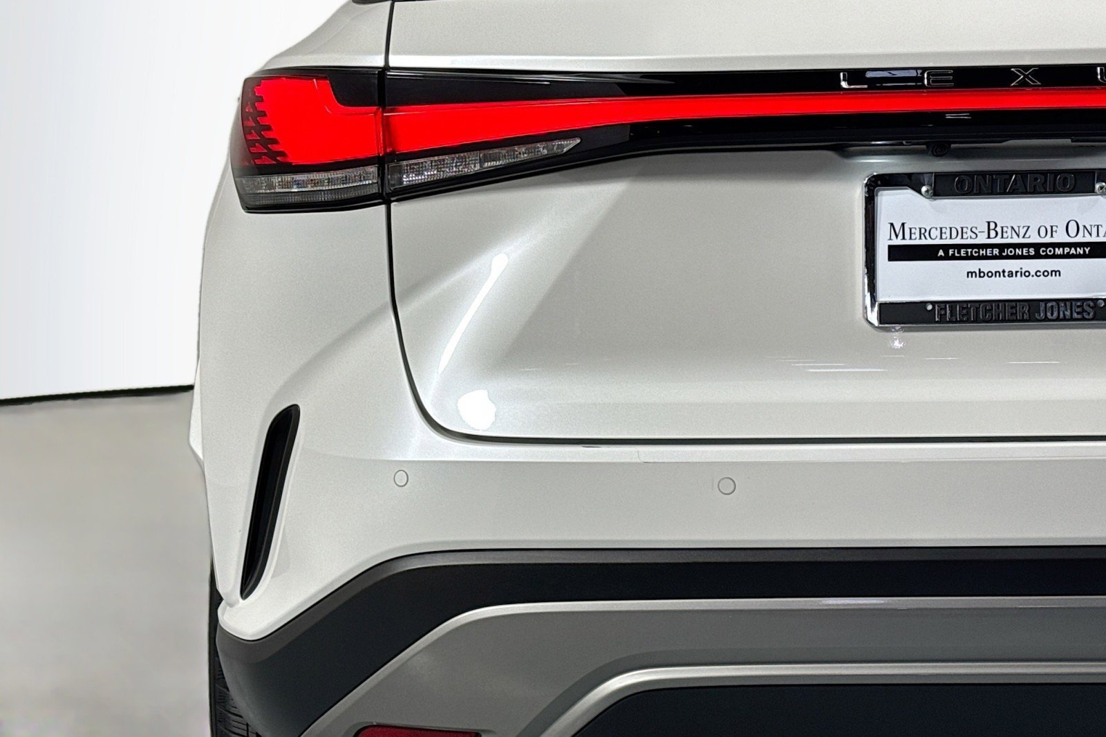 Used 2024 Lexus RX 350 Premium w/ Cold Area Package image 14