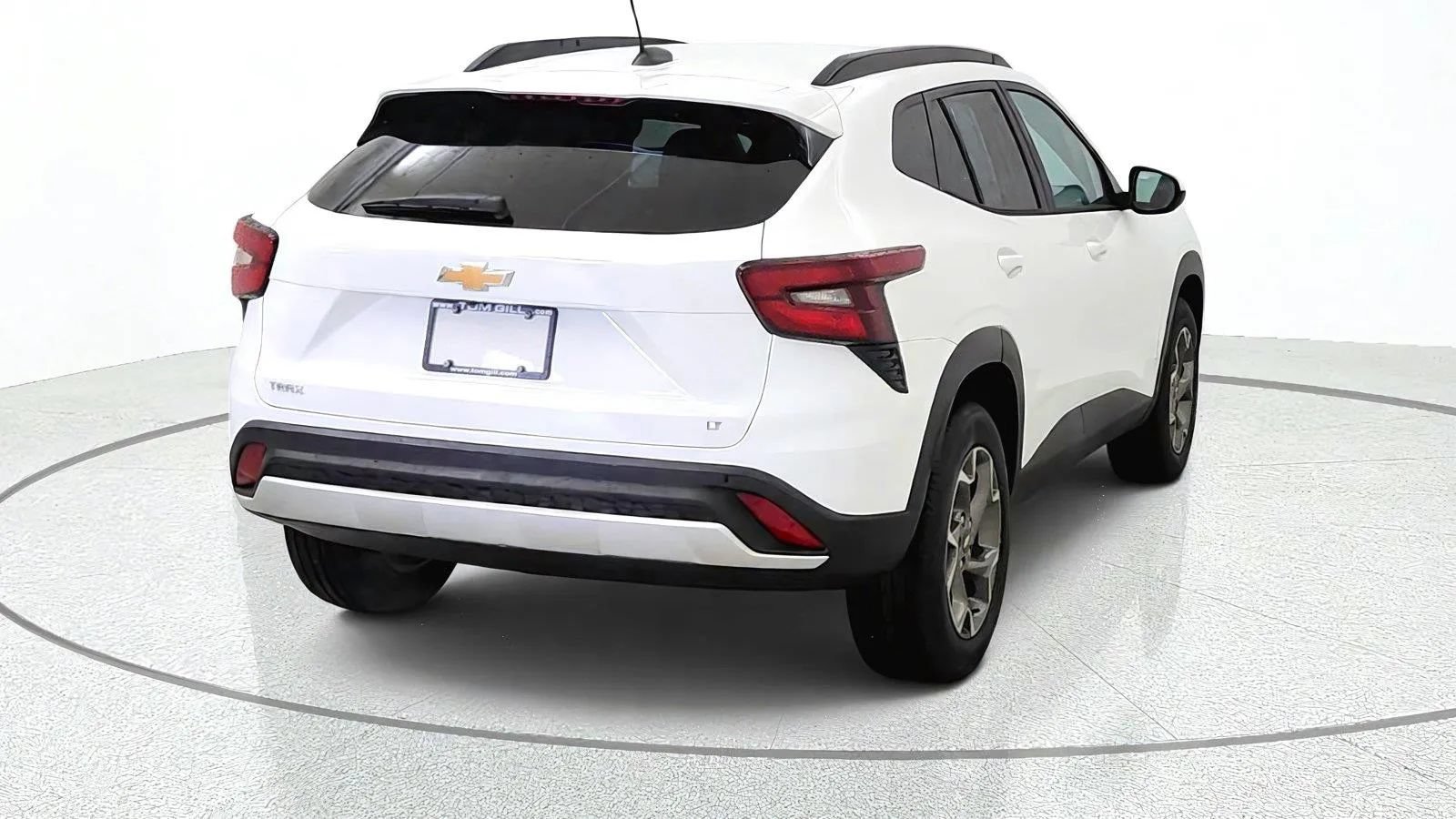 New 2026 Chevrolet Trax LT w/ Driver Confidence Package FWD image 8