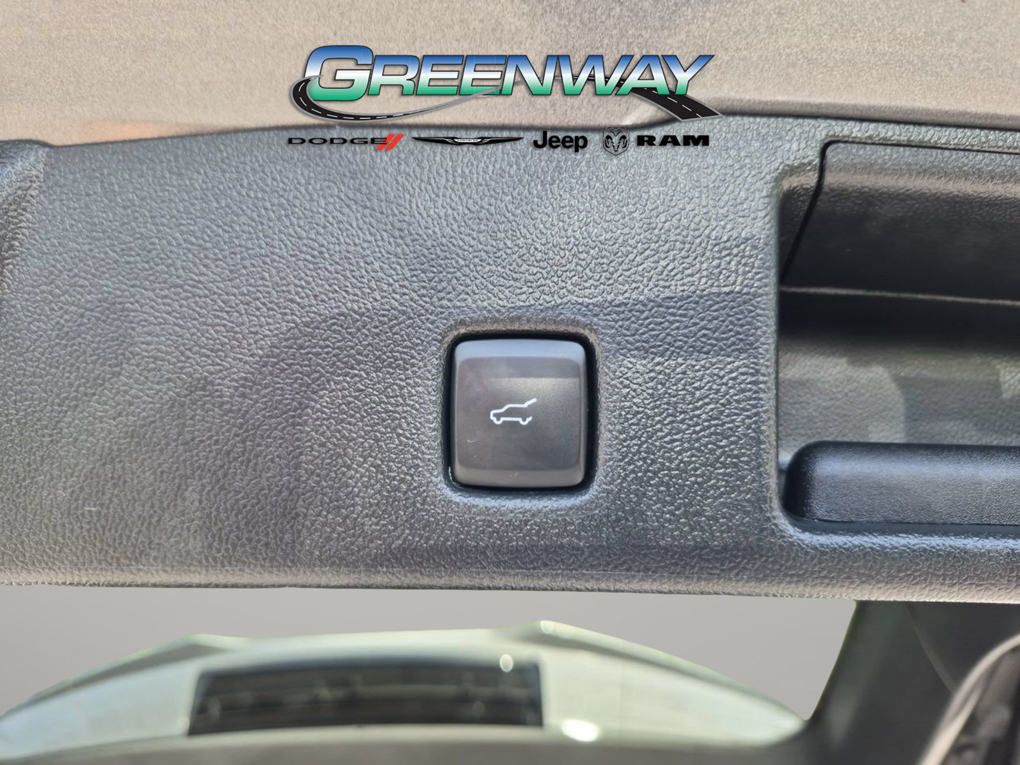 Used 2023 Ford Escape ST-Line w/ Tech Pack #1 FWD image 6