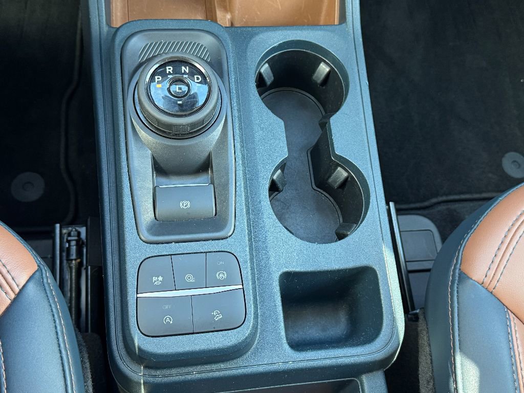 Used 2022 Ford Maverick Lariat w/ Lariat Luxury Package image 18