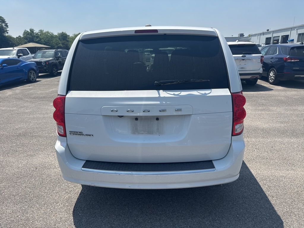 Used 2020 Dodge Grand Caravan SE w/ UConnect Hands-Free Group FWD image 8