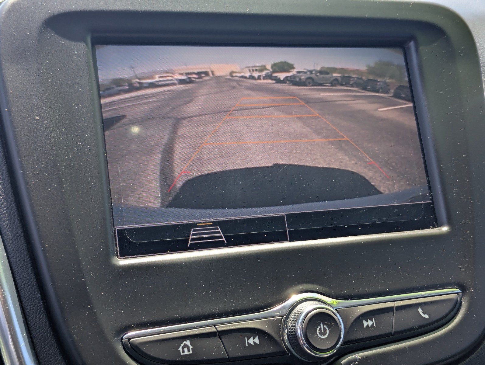 Used 2022 Chevrolet Equinox LS w/ LS Convenience Package FWD image 11