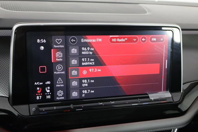 Used 2025 Volkswagen Atlas Peak Edition SE image 41