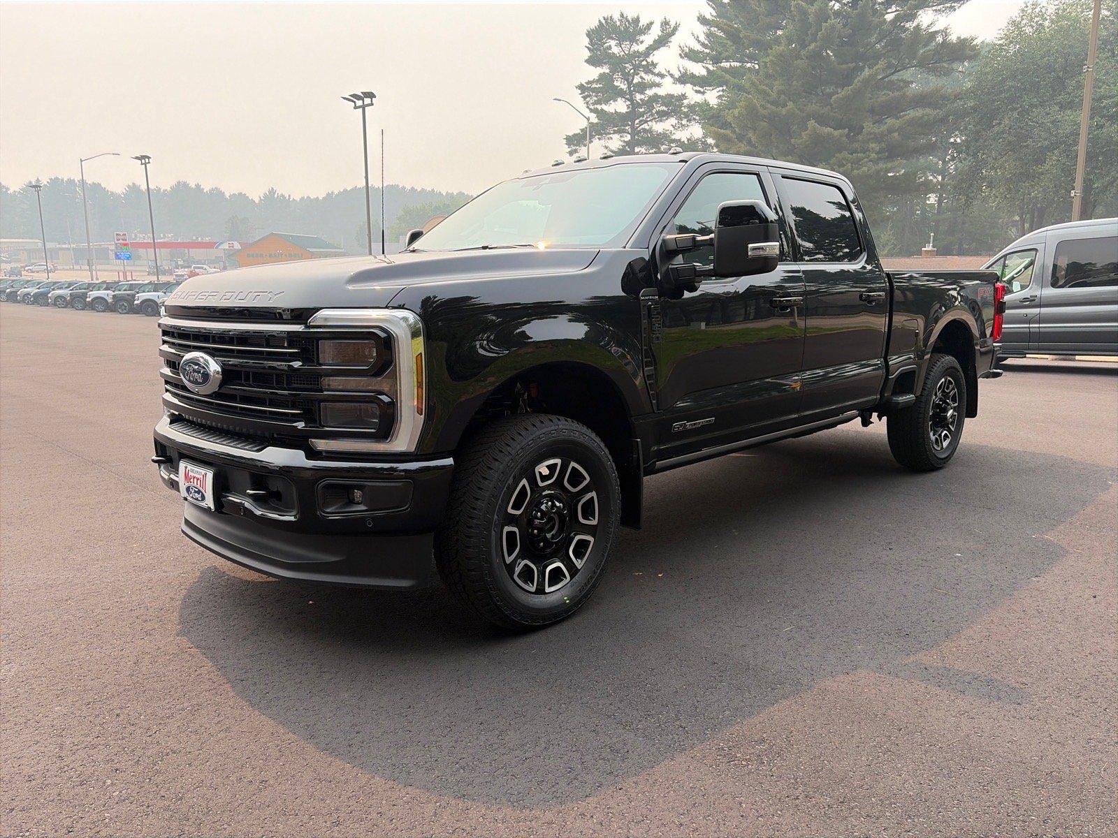New 2026 Ford F250 Platinum AWD/4WD image 3
