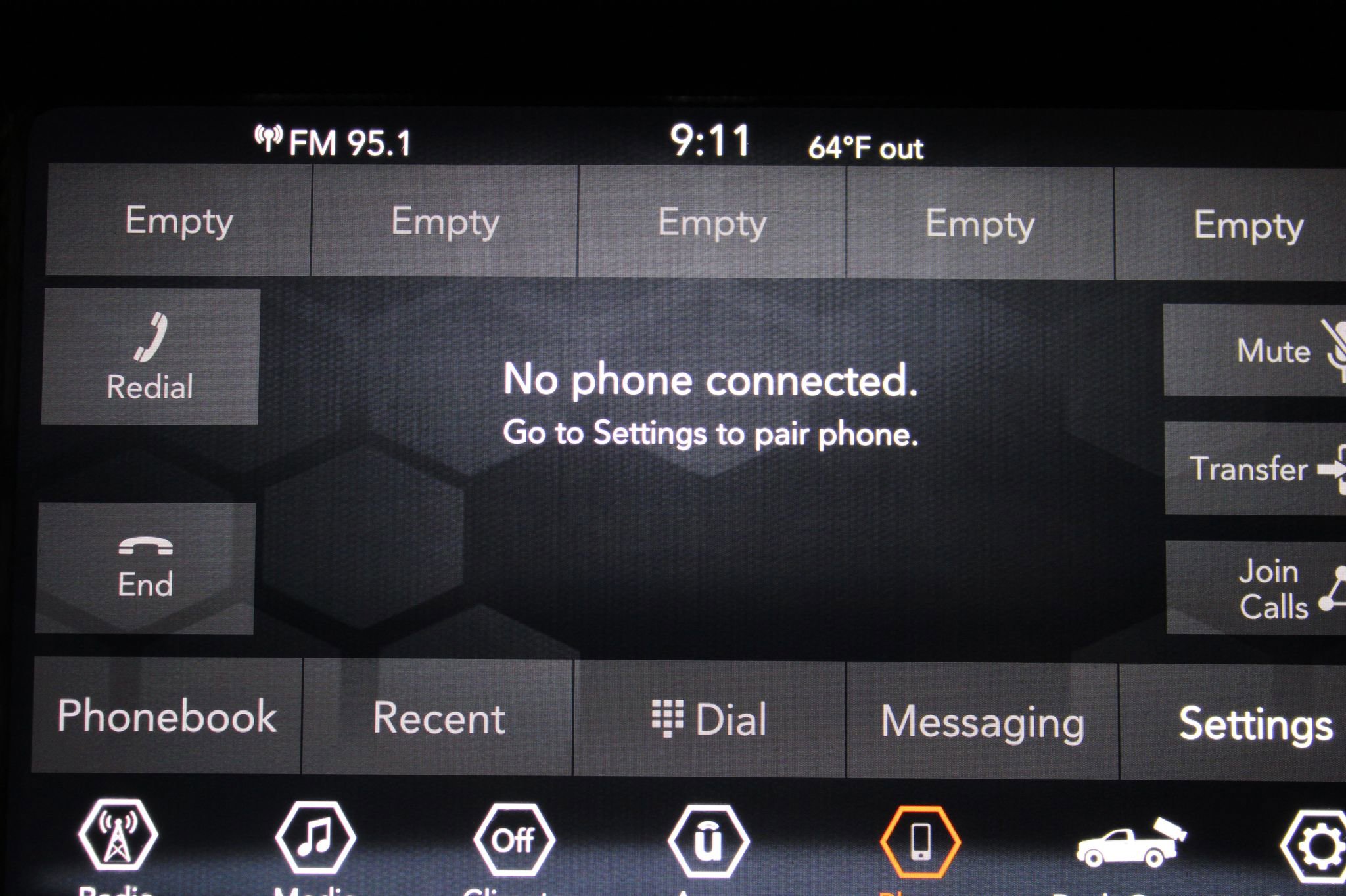 Used 2020 Jeep Gladiator Sport w/ Technology Group image 29