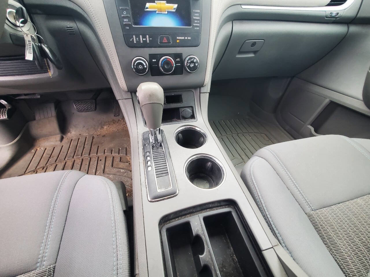 Used 2014 Chevrolet Traverse LS FWD image 17