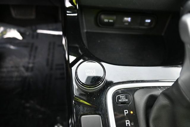 Used 2025 Kia Seltos S FWD image 29