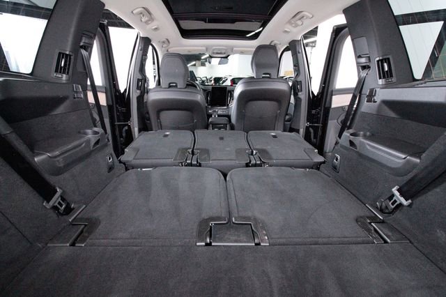 Certified 2025 Volvo XC90 B5 Plus AWD/4WD image 34