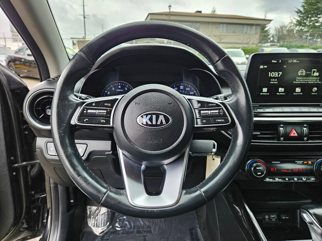 Used 2019 Kia Forte S image 2
